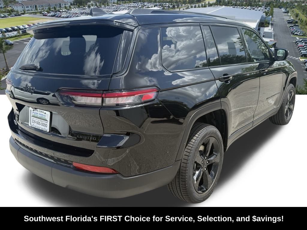 2025 Jeep Grand Cherokee Limited photo 3