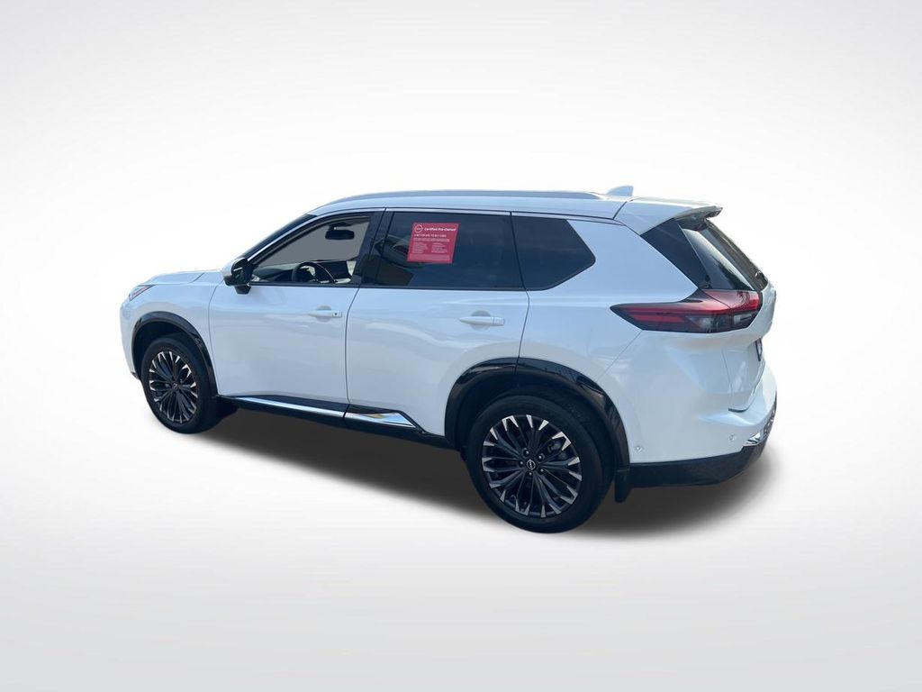2024 Nissan Rogue Platinum photo 46