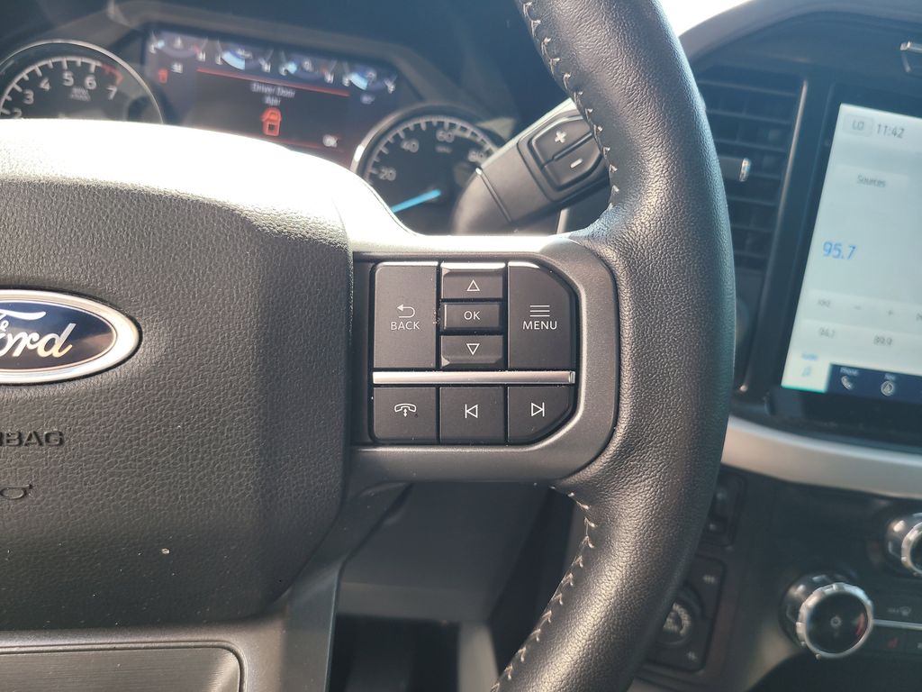 2022 Ford F-150 XLT photo 14