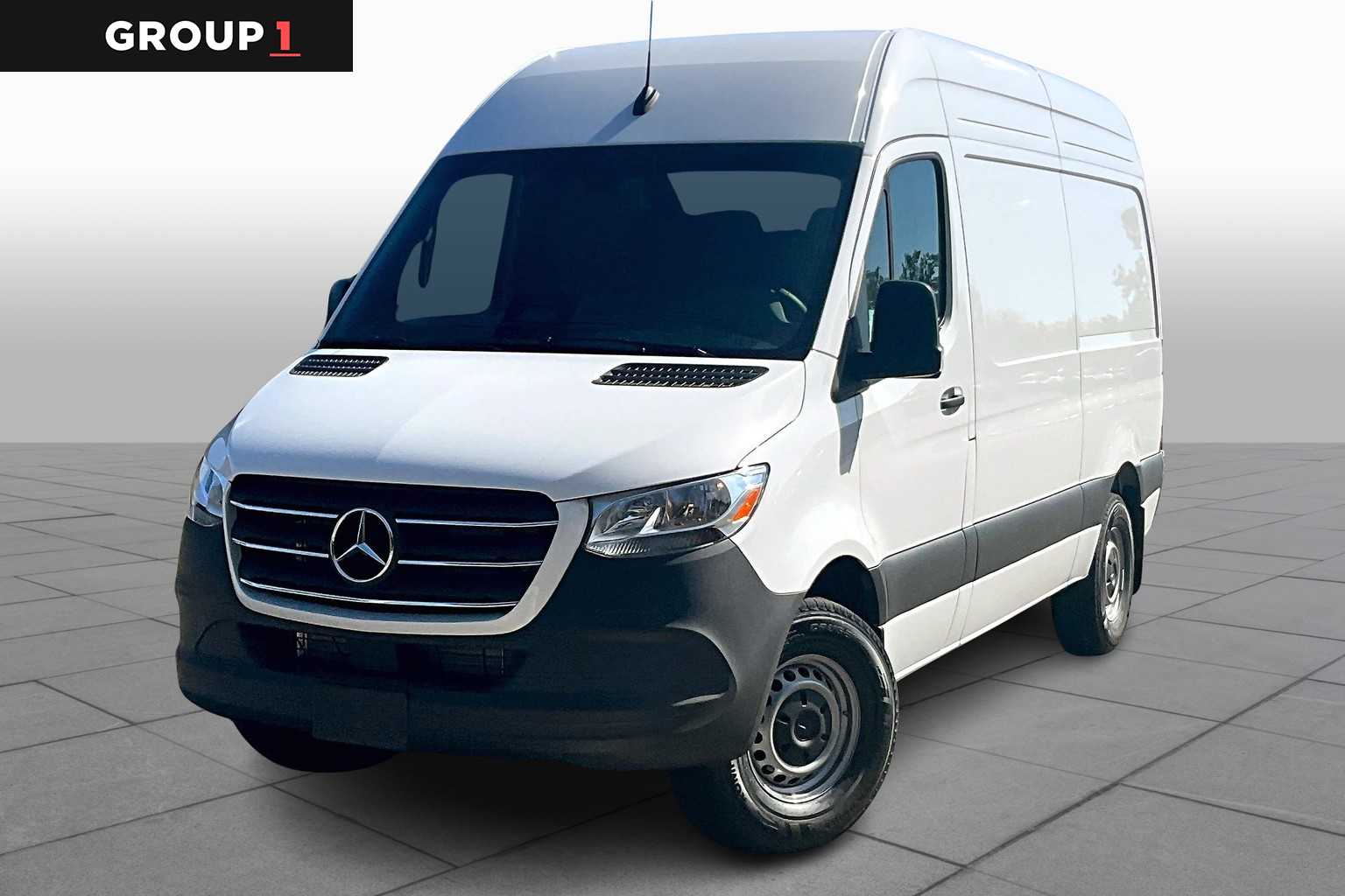 2026 Mercedes-Benz Sprinter Cargo Van Base's photo