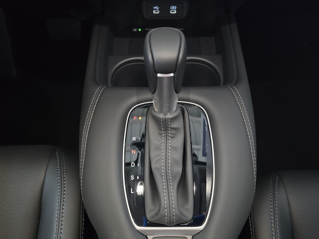 2026 Honda HR-V EX-L photo 30