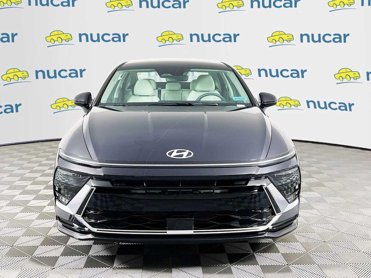 2026 Hyundai Sonata SEL Sport photo 2