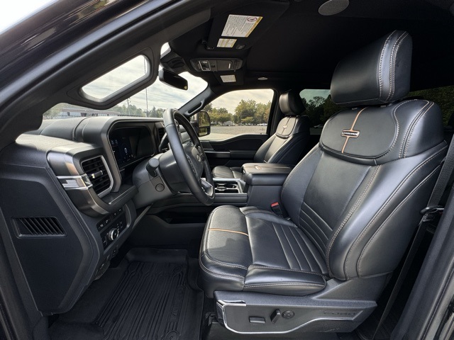 2024 Ford F-350 photo 9
