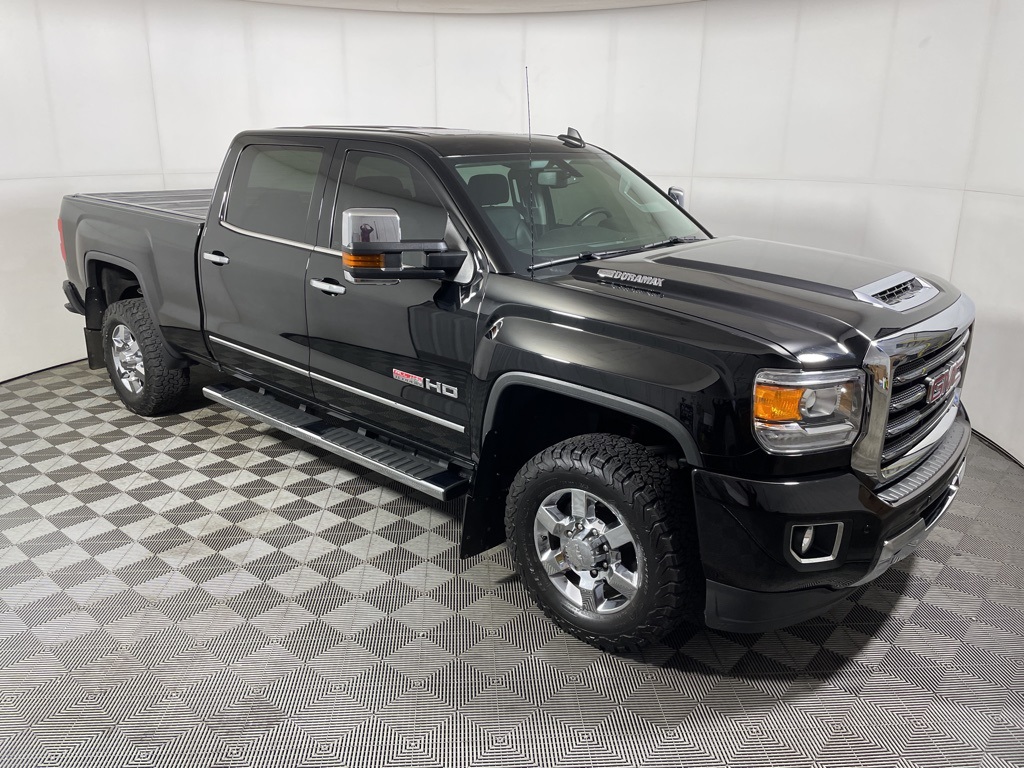 2017 GMC Sierra 3500HD SLT's photo