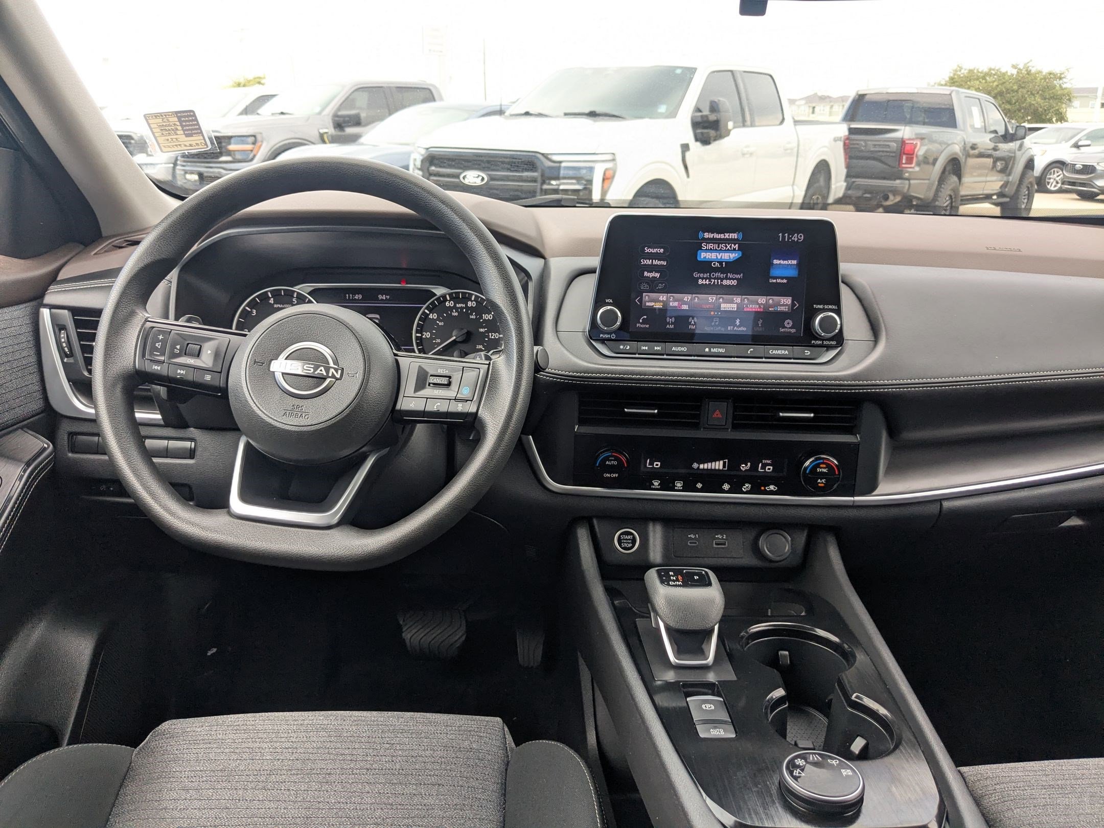 2023 Nissan Rogue SV photo 24