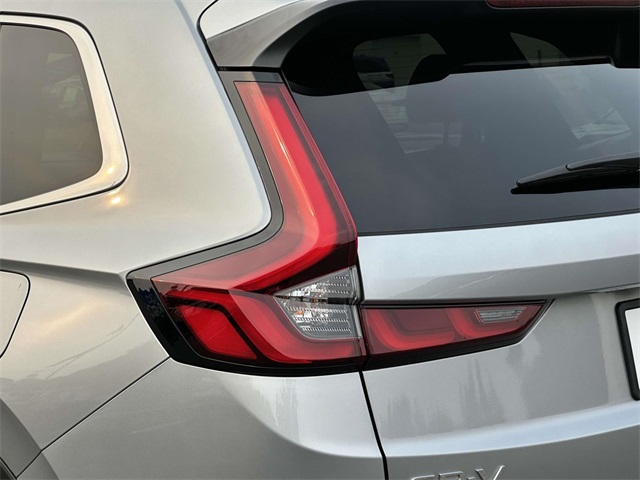 2025 Honda CR-V Hybrid Sport-L photo 7