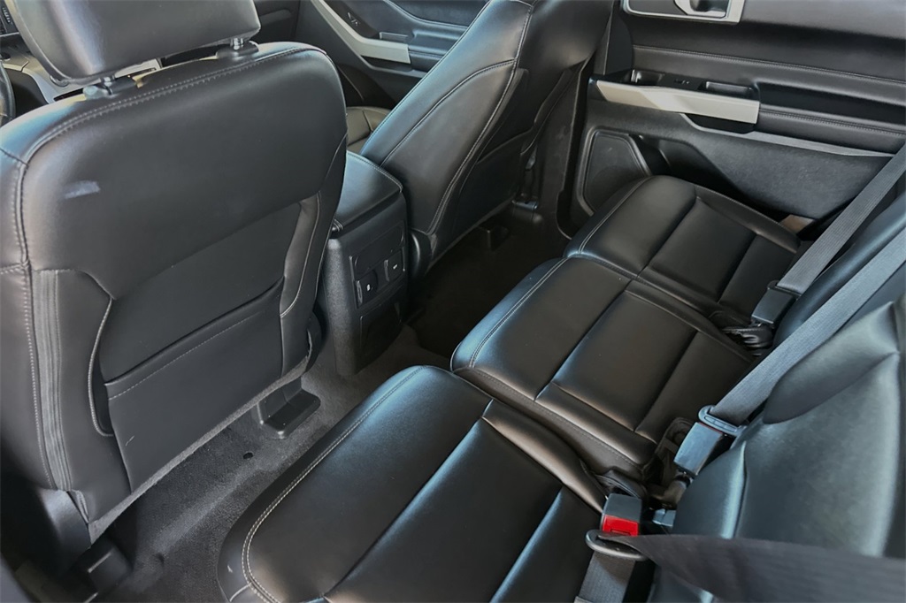 2022 Ford Explorer XLT photo 5