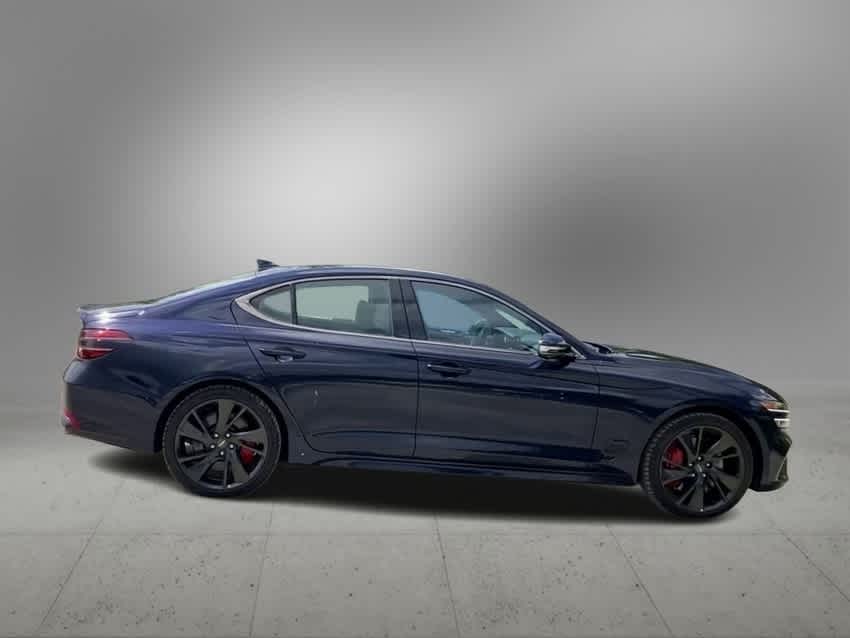 2023 Genesis G70 Advanced 3.3T Sport Prestige photo 9