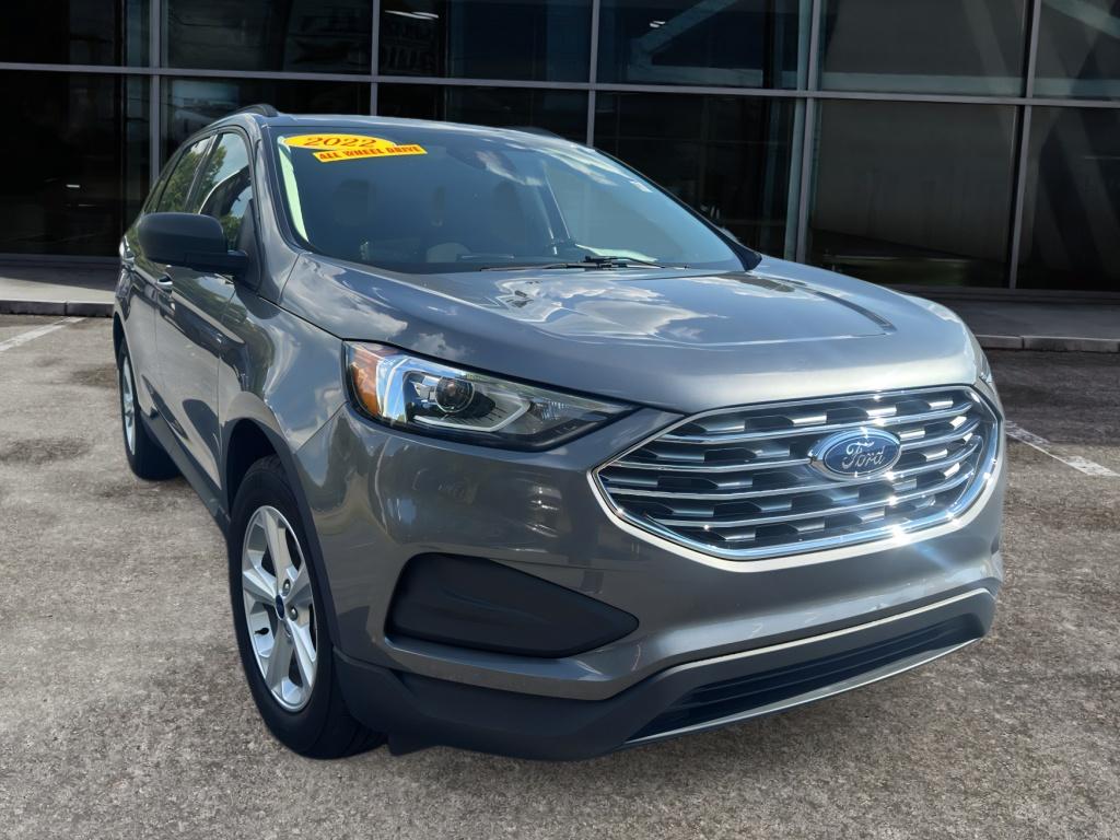 2022 Ford Edge SE photo 3