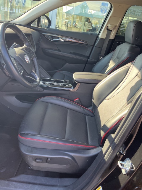 2023 Buick Envision Essence photo 3