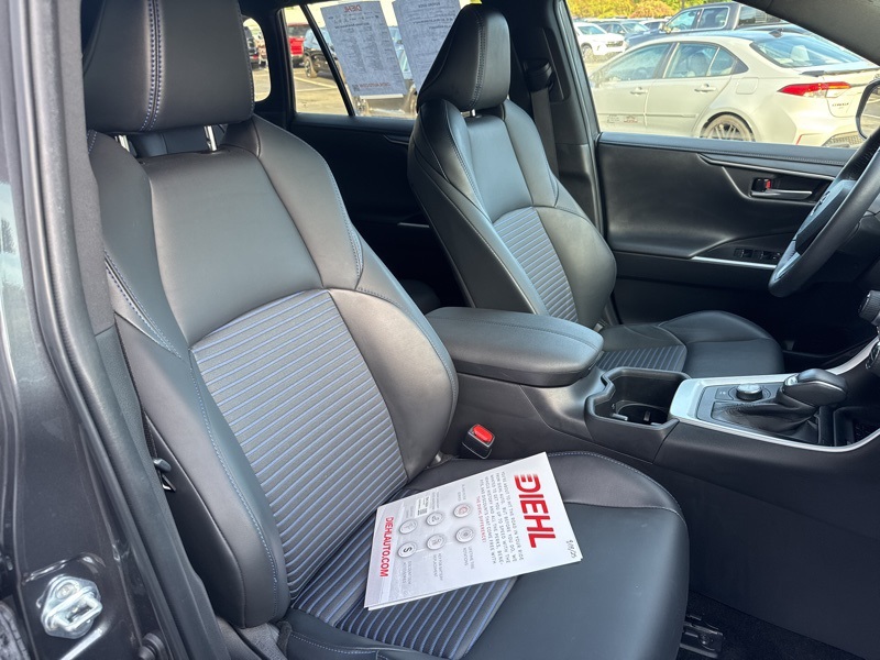 2023 Toyota RAV4 Hybrid XSE photo 47
