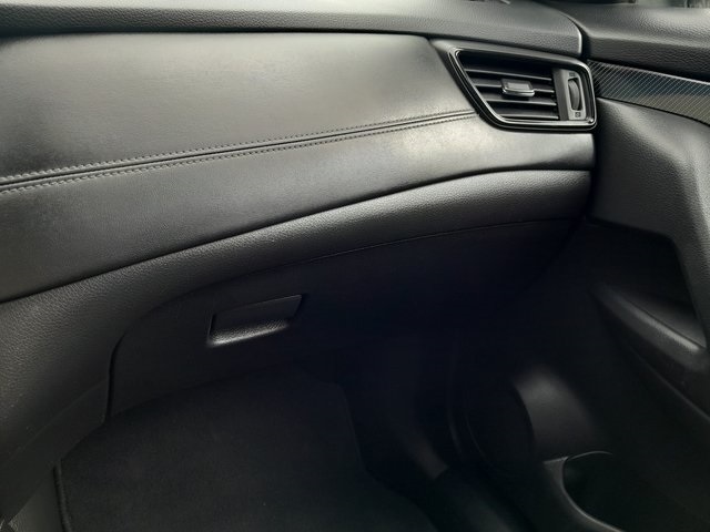 2017 Nissan Rogue SL photo 31