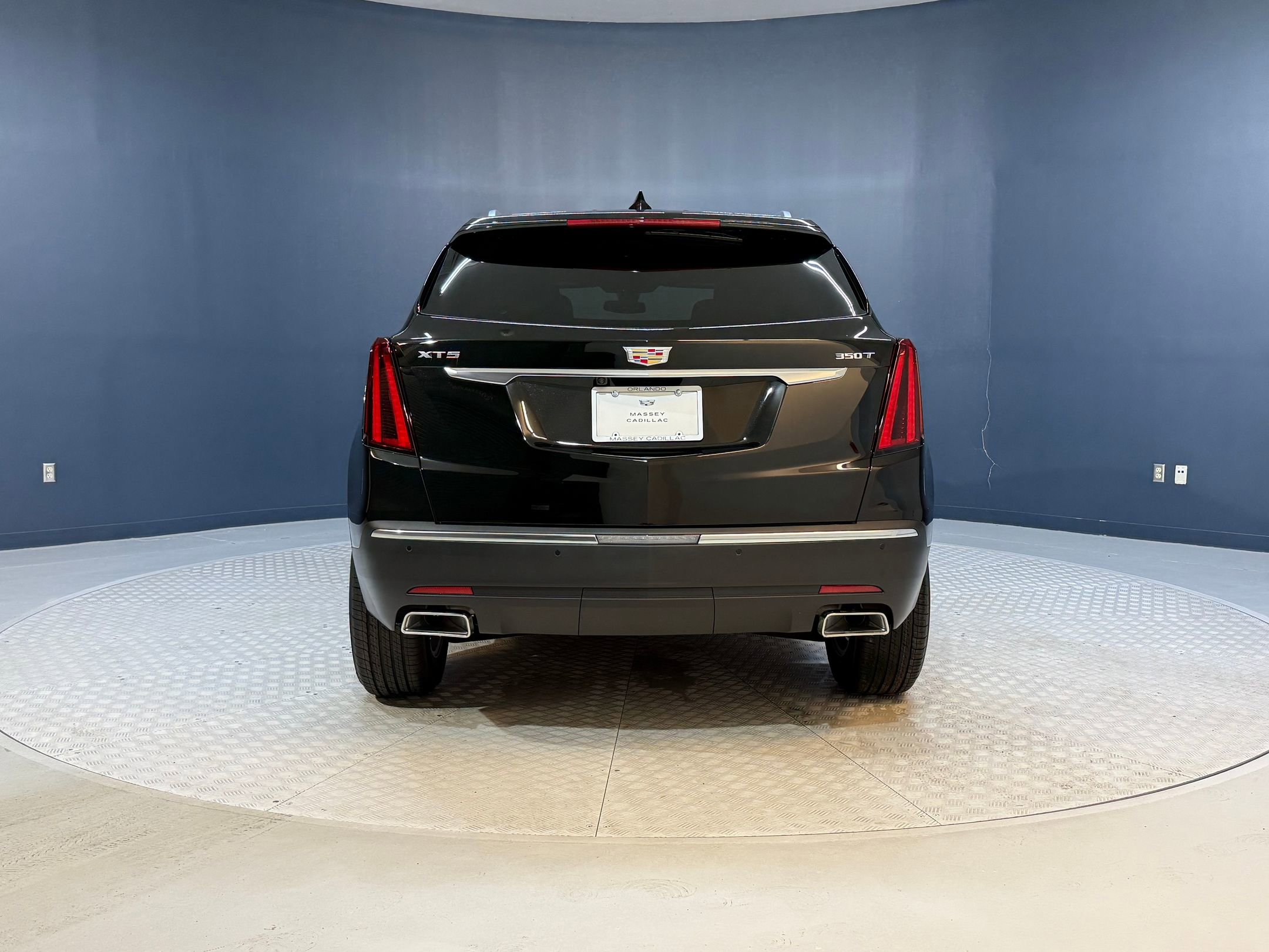 2025 Cadillac XT5 Luxury photo 9