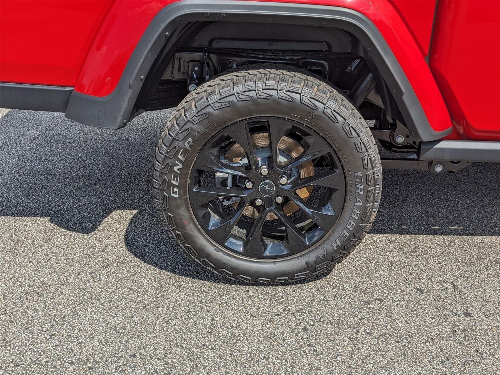 2025 Jeep Gladiator Sport photo 15