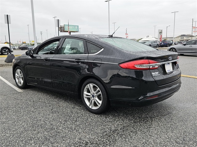2018 Ford Fusion SE photo 8