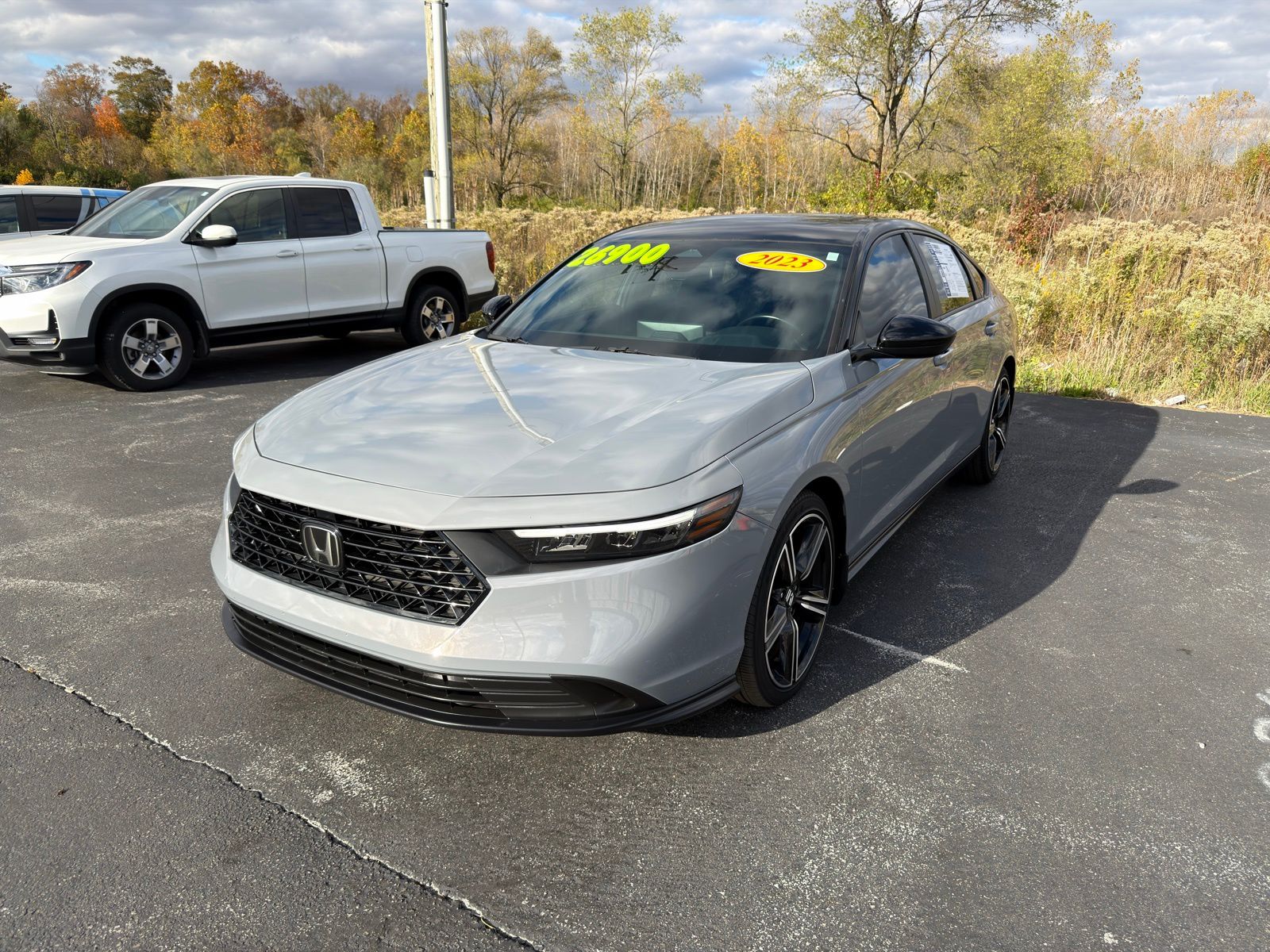 2023 Honda Accord Hybrid Sport photo 2