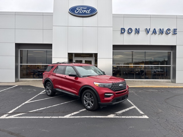 2022 Ford Explorer XLT's photo