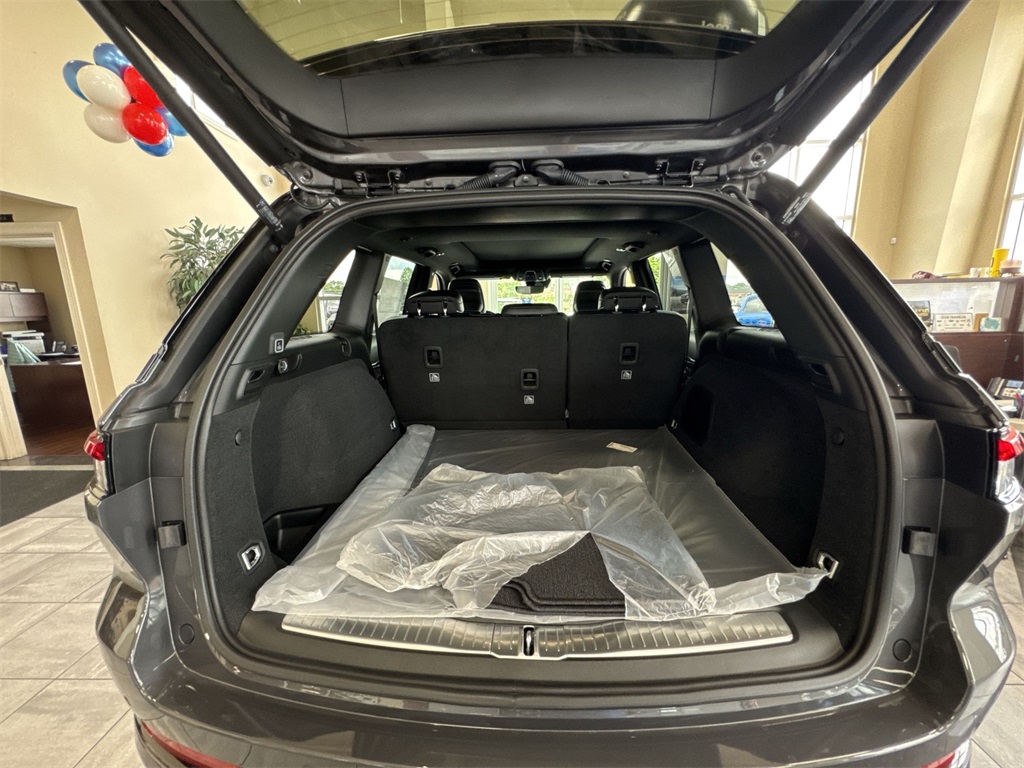 2025 Jeep Grand Cherokee Summit photo 27