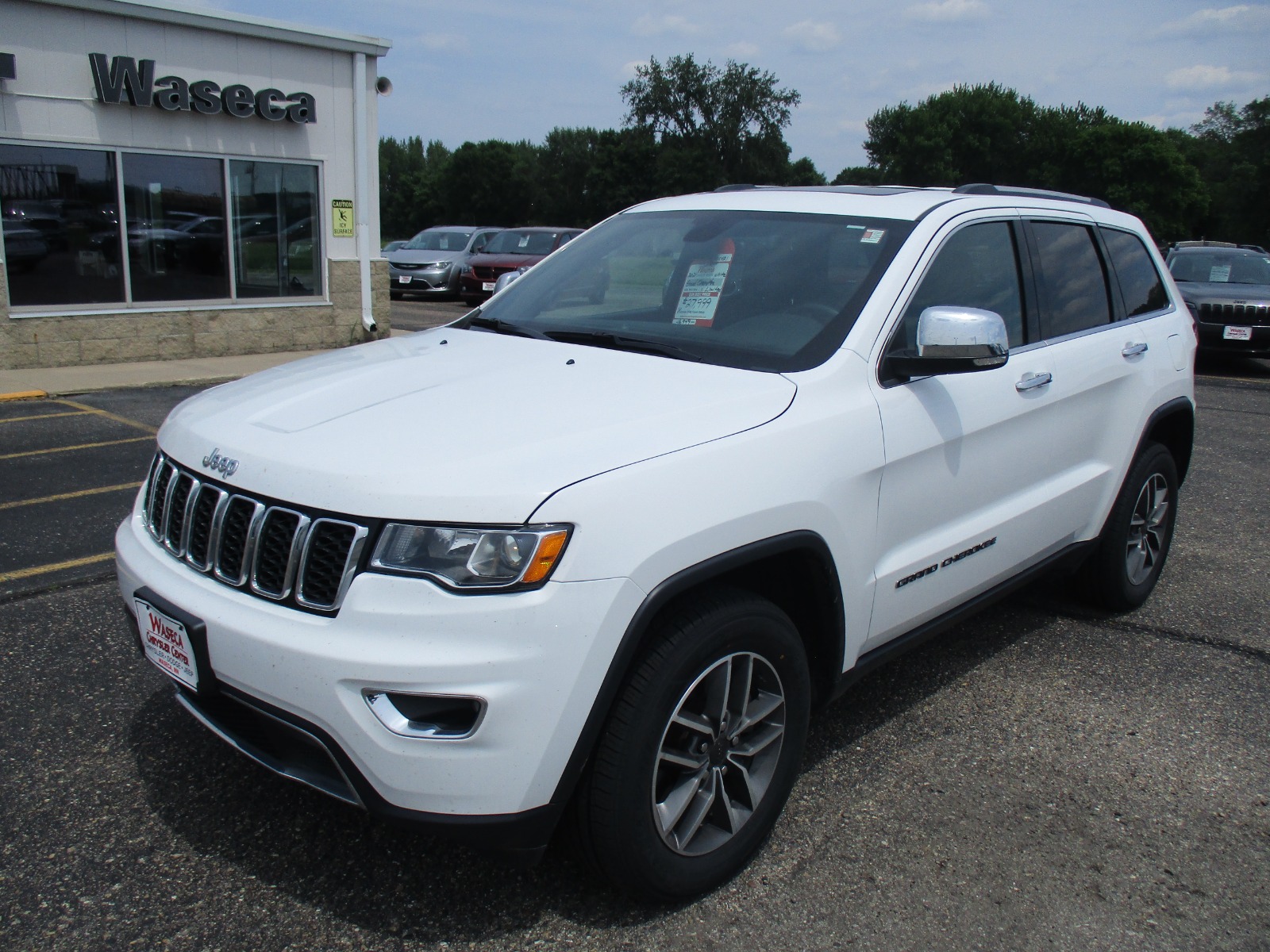 Used 2021 Jeep Grand Cherokee Limited with VIN 1C4RJFBG4MC869187 for sale in Waseca, Minnesota