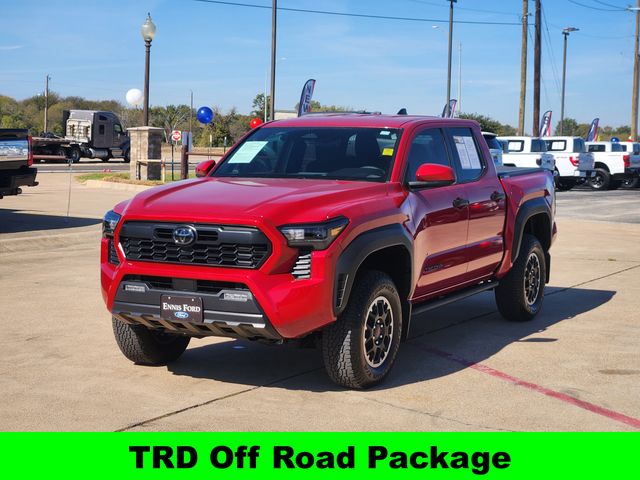 2025 Toyota Tacoma TRD Off-Road photo 3