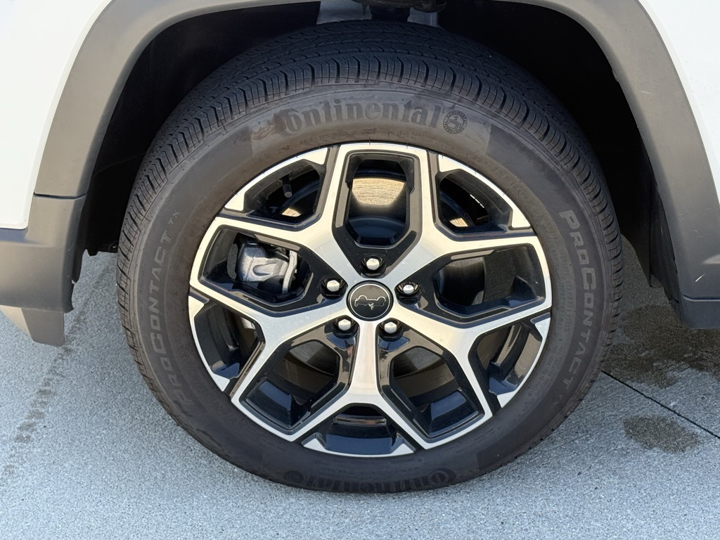 2025 Jeep Compass Limited photo 12