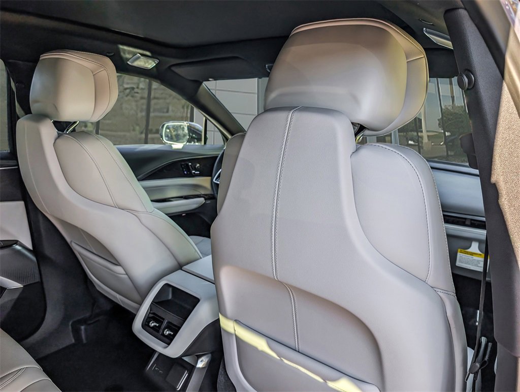2026 Cadillac Lyriq Luxury photo 19