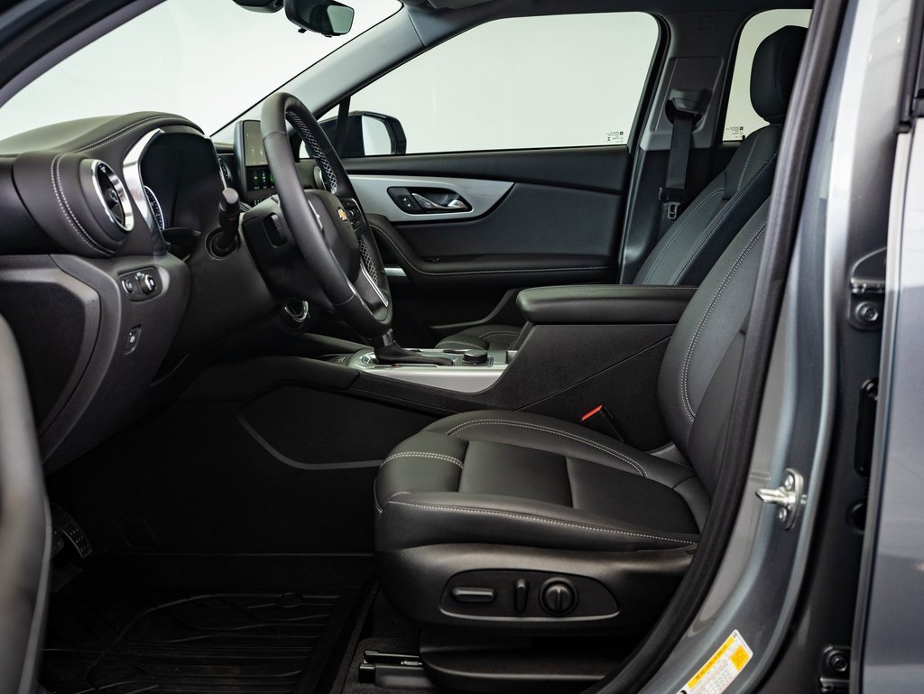 2024 Chevrolet Blazer 3LT photo 17