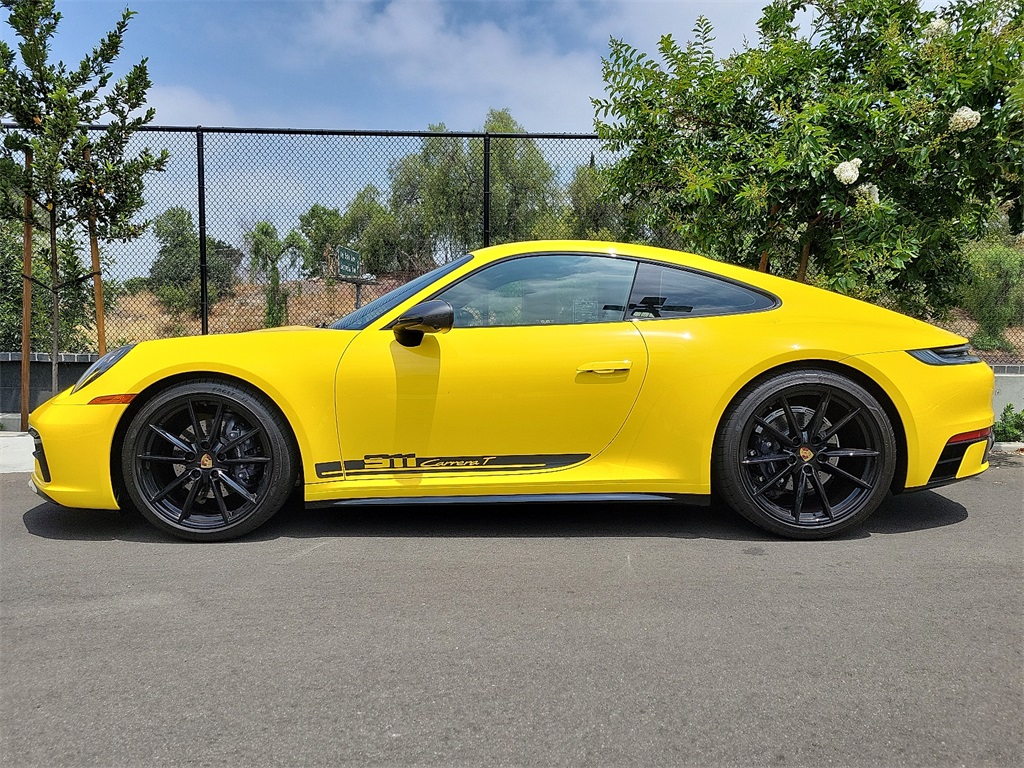2024 Porsche 911 T photo 2