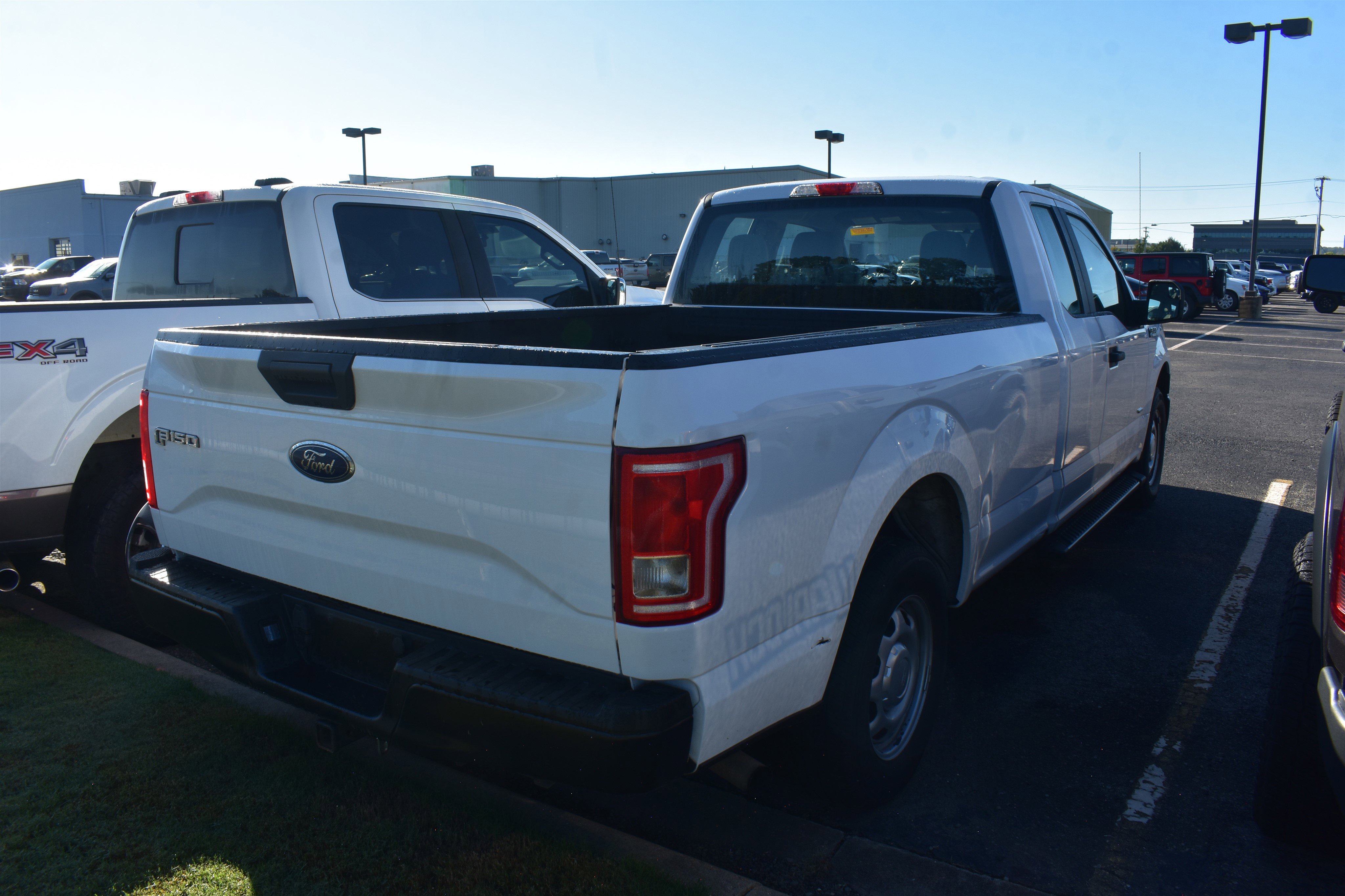 2016 Ford F-150 XL photo 2