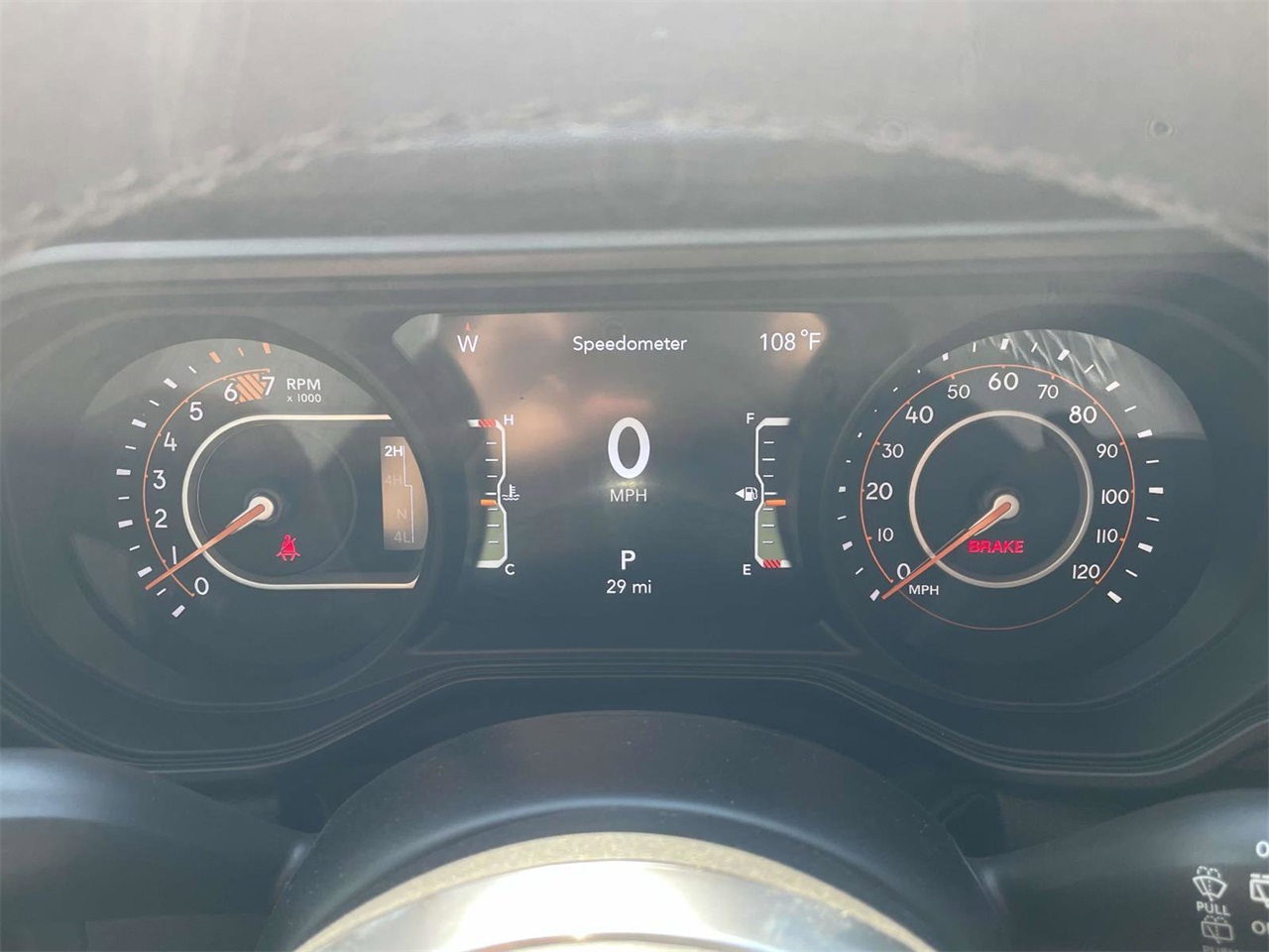 2025 Jeep Wrangler Sahara photo 13