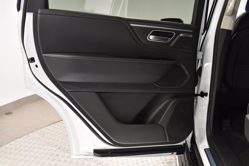 2026 Infiniti QX80 Pure photo 24