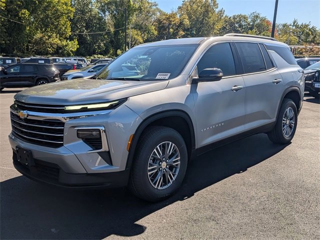 2026 Chevrolet Traverse photo 7