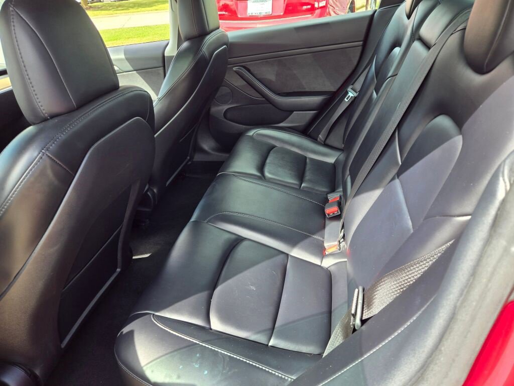 2023 Tesla Model 3 photo 15