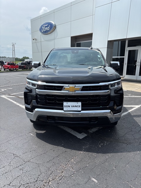 2024 Chevrolet Silverado 1500 LT photo 11
