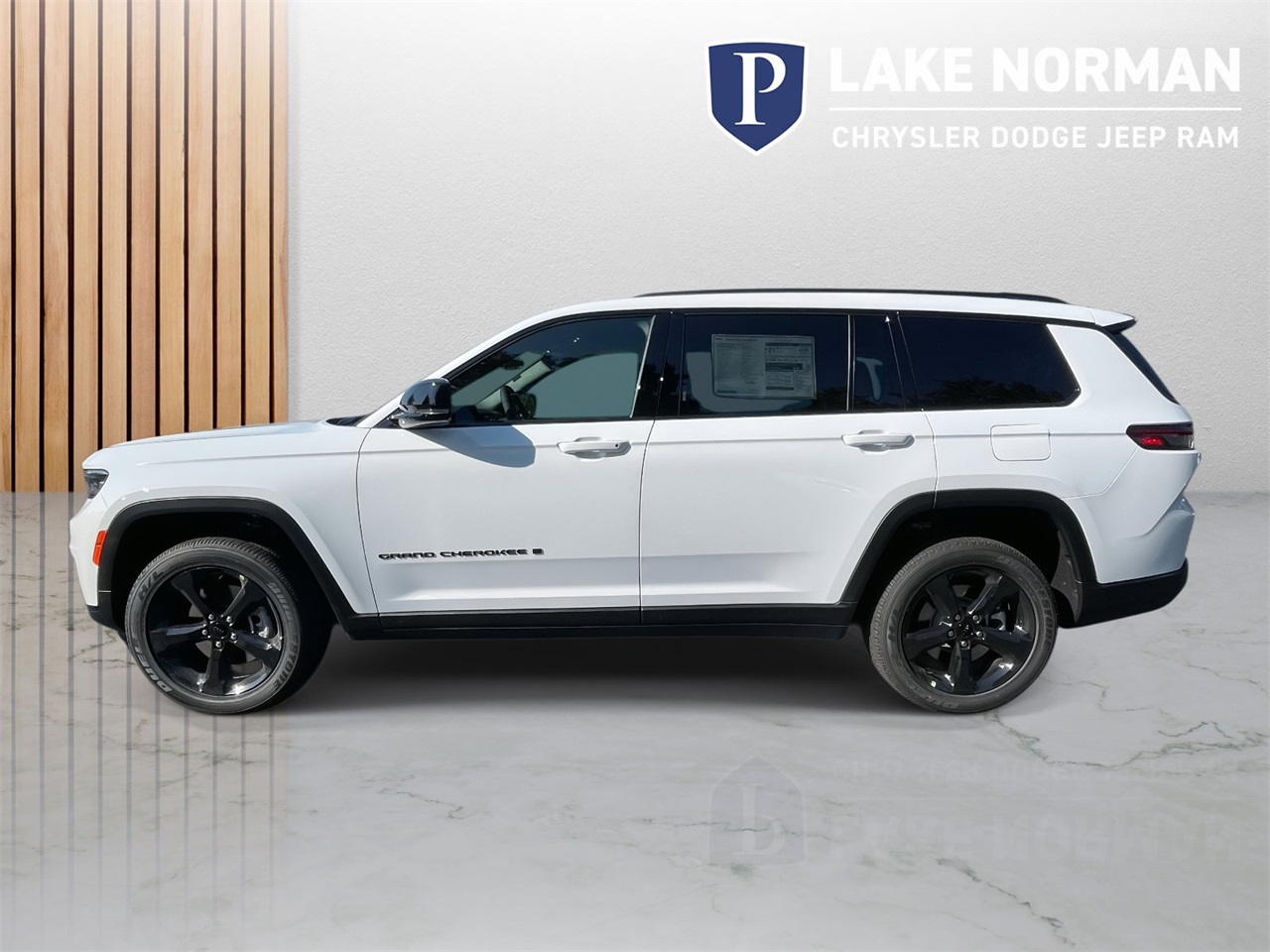2025 Jeep Grand Cherokee Altitude X photo 5