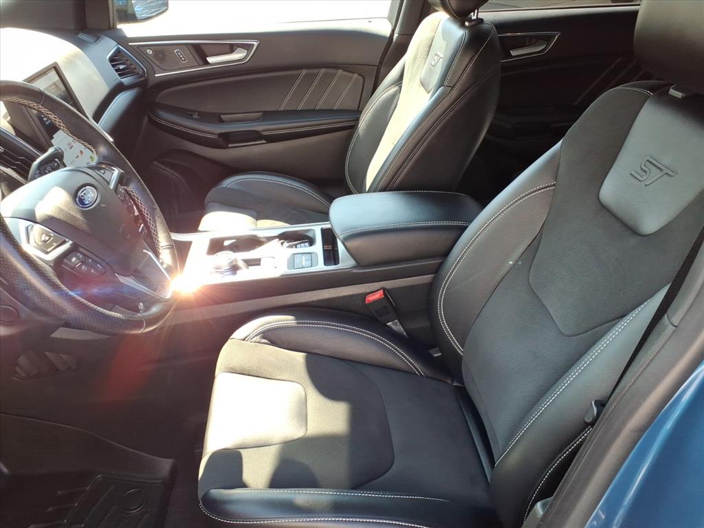 2021 Ford Edge ST photo 8