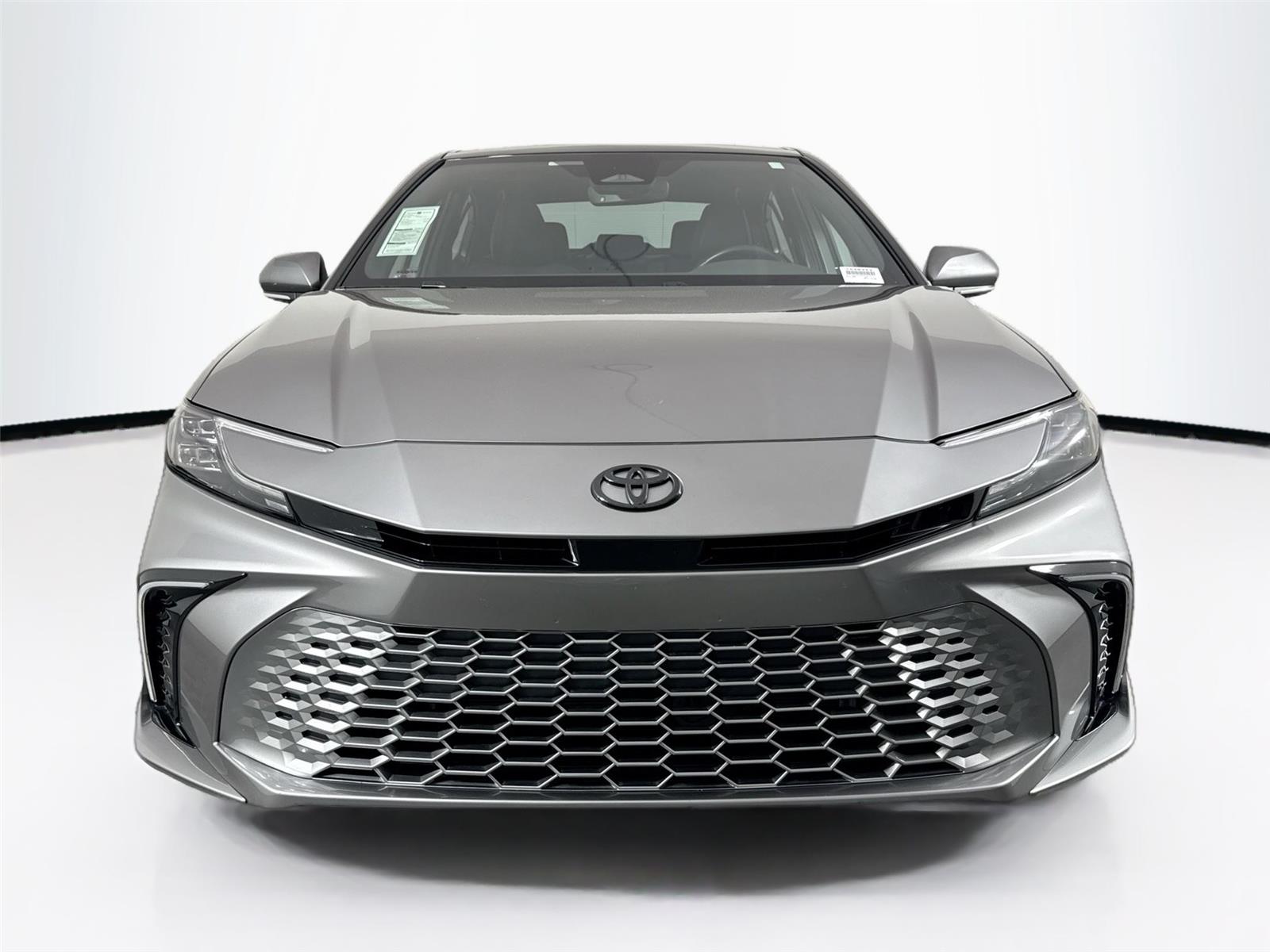 2025 Toyota Camry XSE photo 3