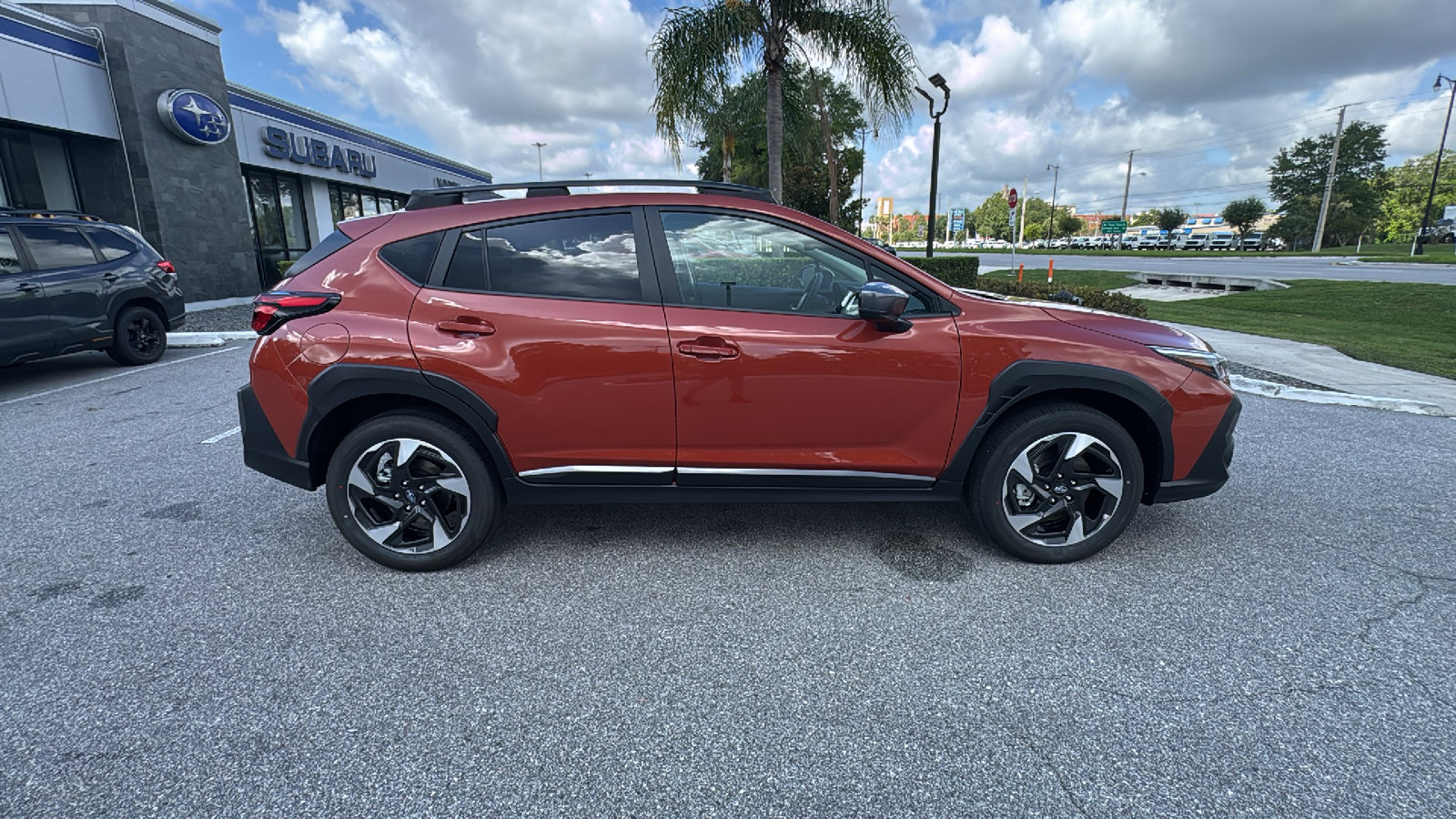 2025 Subaru Crosstrek Limited photo 8