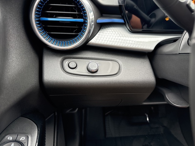 2026 Chevrolet Trax LT photo 20
