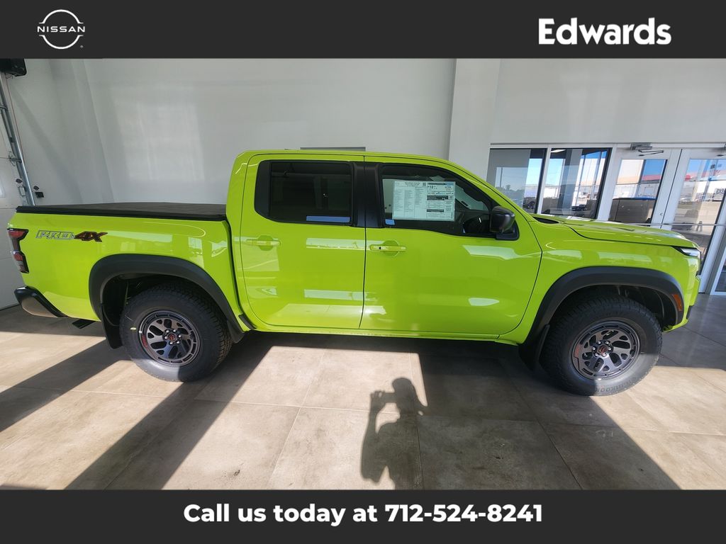 2026 Nissan Frontier PRO-4X's photo