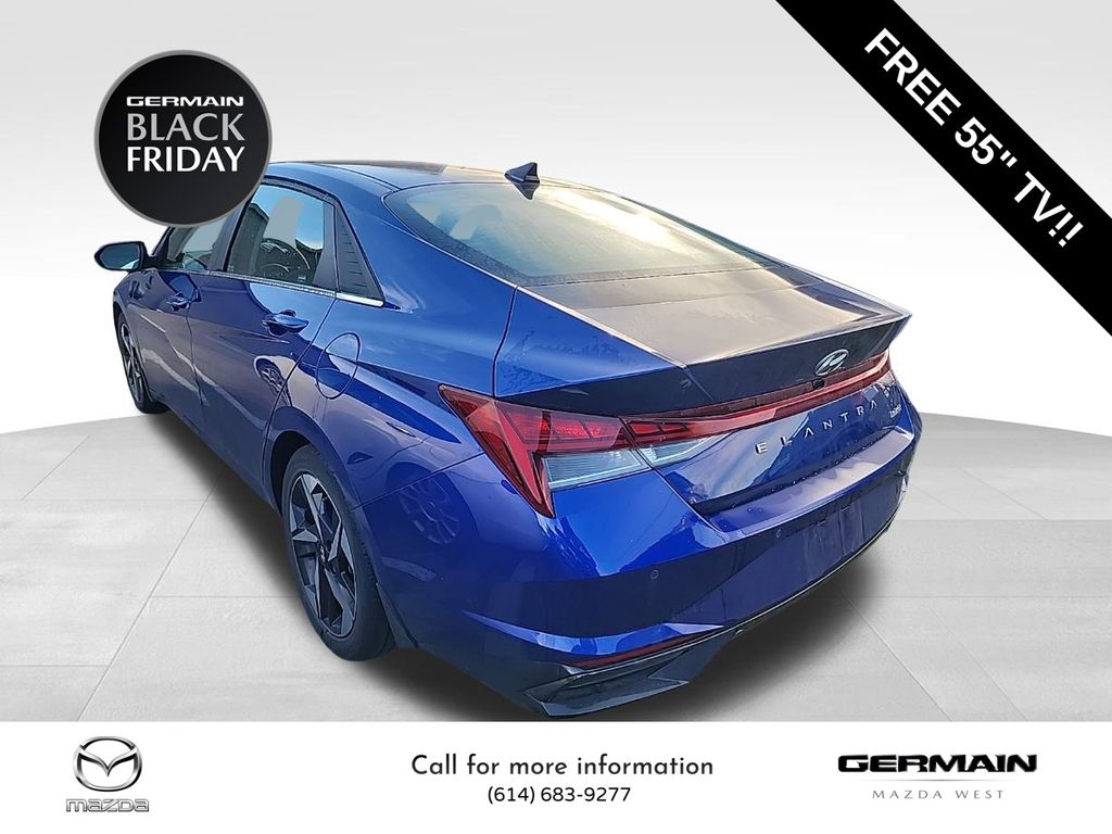 2023 Hyundai Elantra Limited photo 4