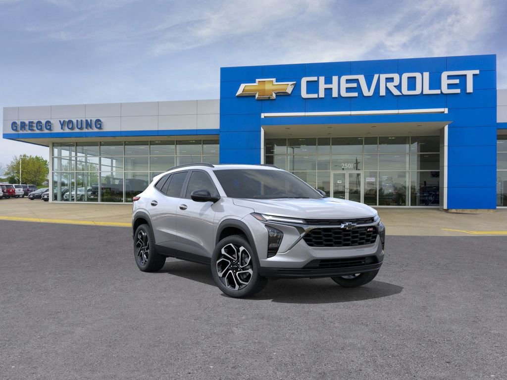2025 Chevrolet Trax photo 2