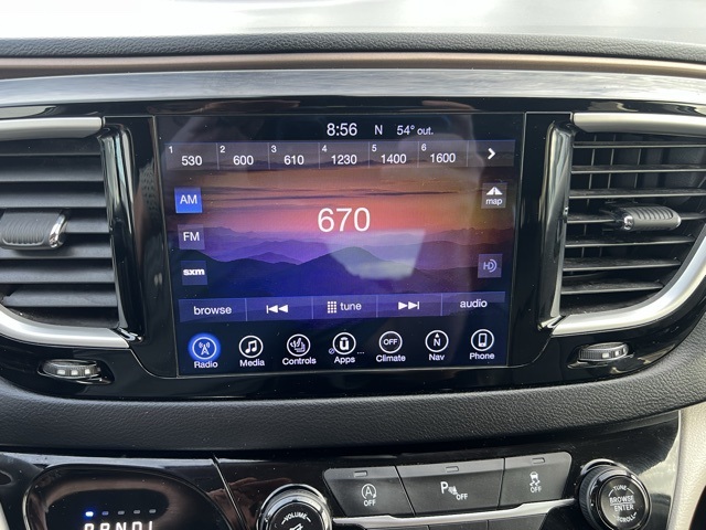 2017 Chrysler Pacifica Touring L photo 8