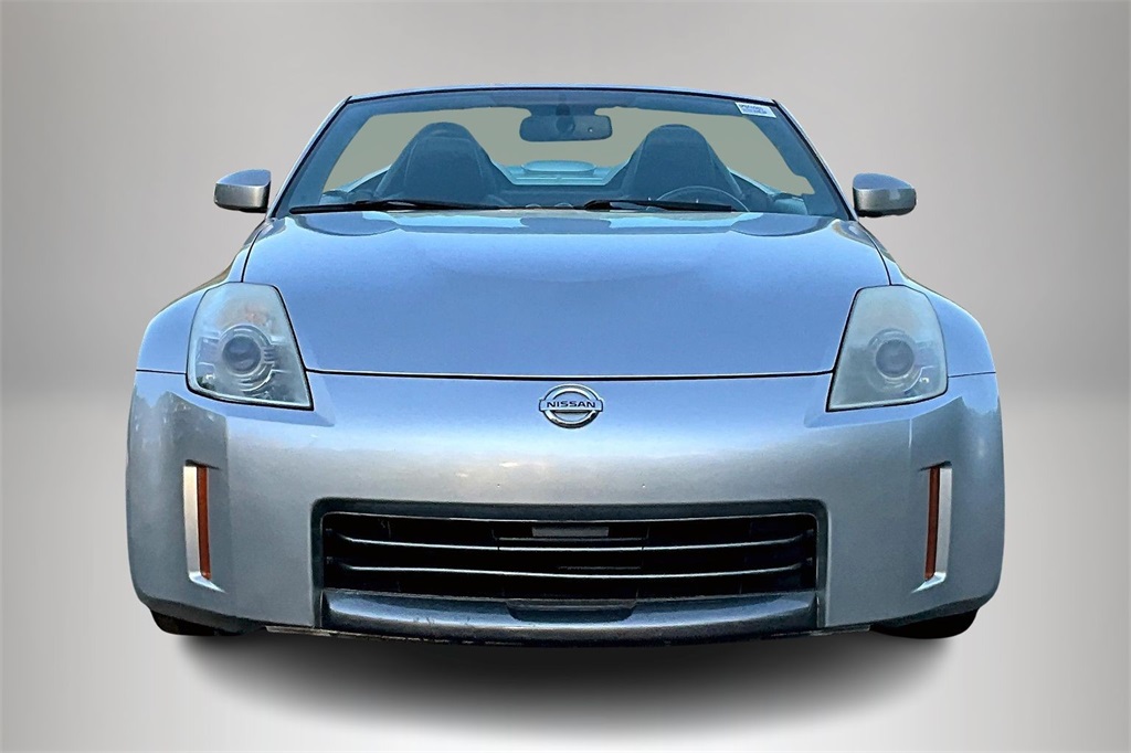 2008 Nissan 350Z Touring photo 3