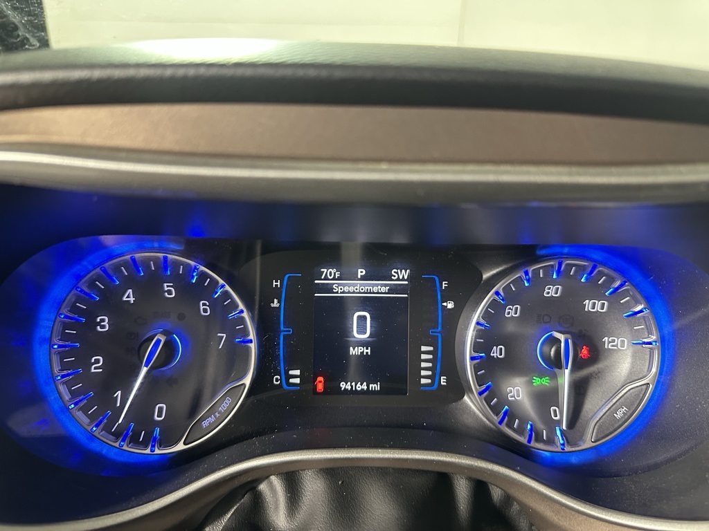 2018 Chrysler Pacifica Touring Plus photo 16