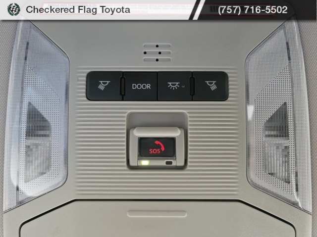 2024 Toyota RAV4 Hybrid XLE photo 17