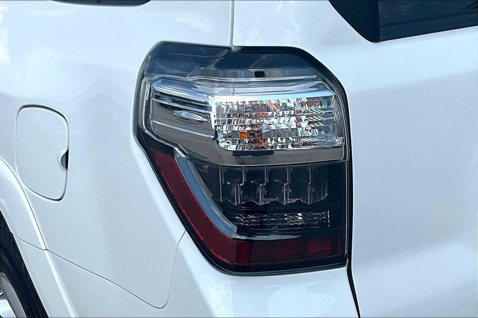 2023 Toyota 4Runner SR5 photo 27