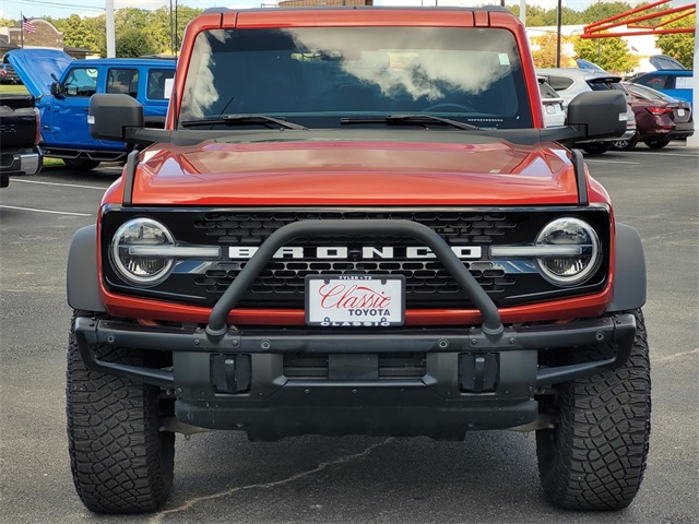 2024 Ford Bronco Wildtrak photo 2