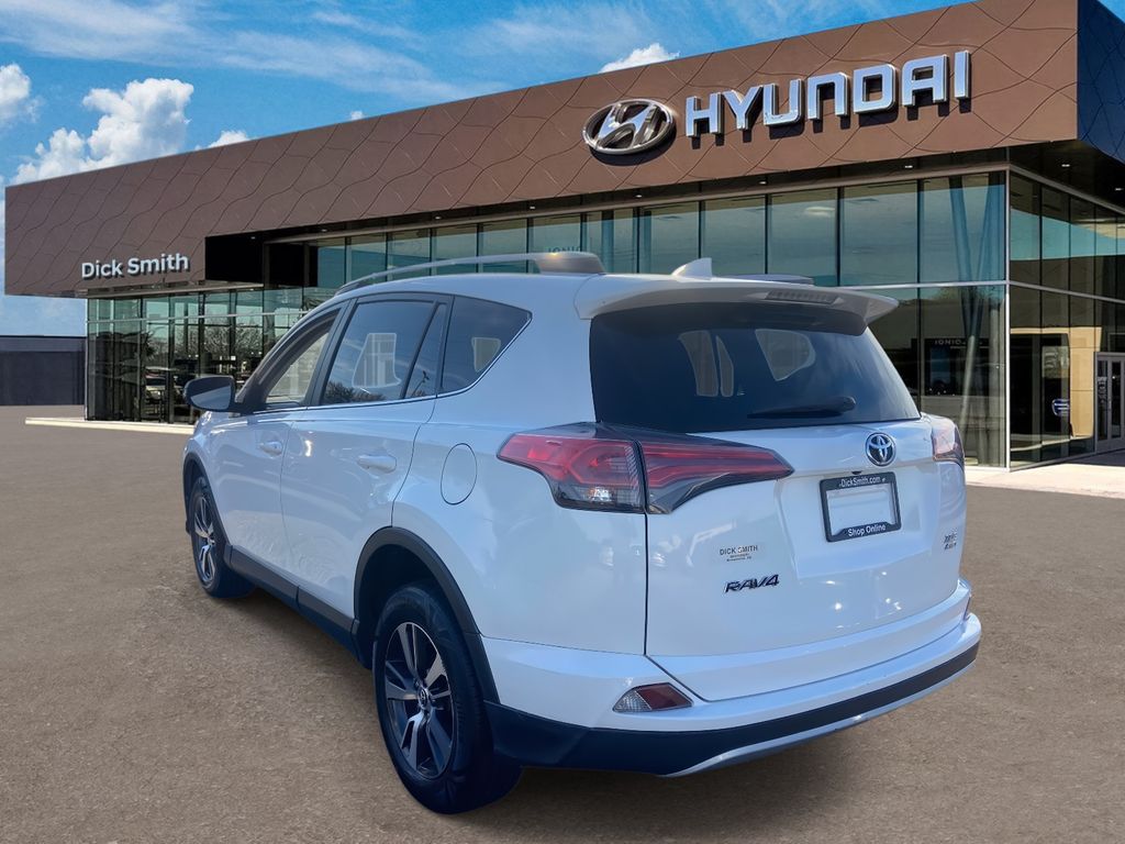 2018 Toyota RAV4 Sport photo 3