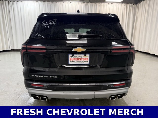 2025 Chevrolet Traverse photo 4